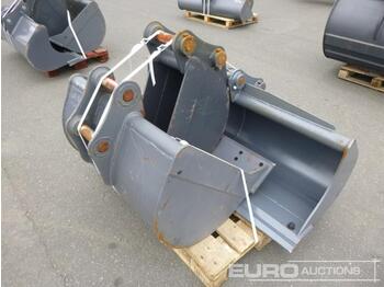  Unused Strickland 60" Ditching, 36", 12" Digging Buckets to suit Kobelco SK45 (3 of) - Godet