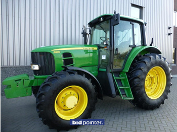 Tracteur agricole JOHN DEERE 6930