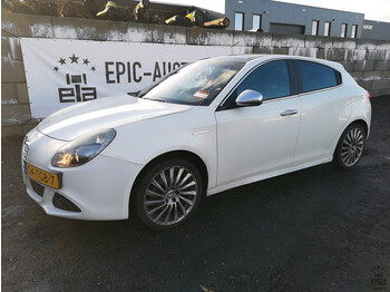 Alfa Romeo Giulietta 1.4i Turbo MultiAir Distinctive - Voiture