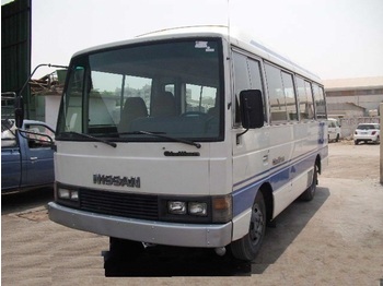 NISSAN Civilian - Autocar