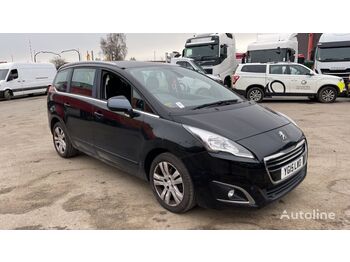 PEUGEOT 5008 - minibus