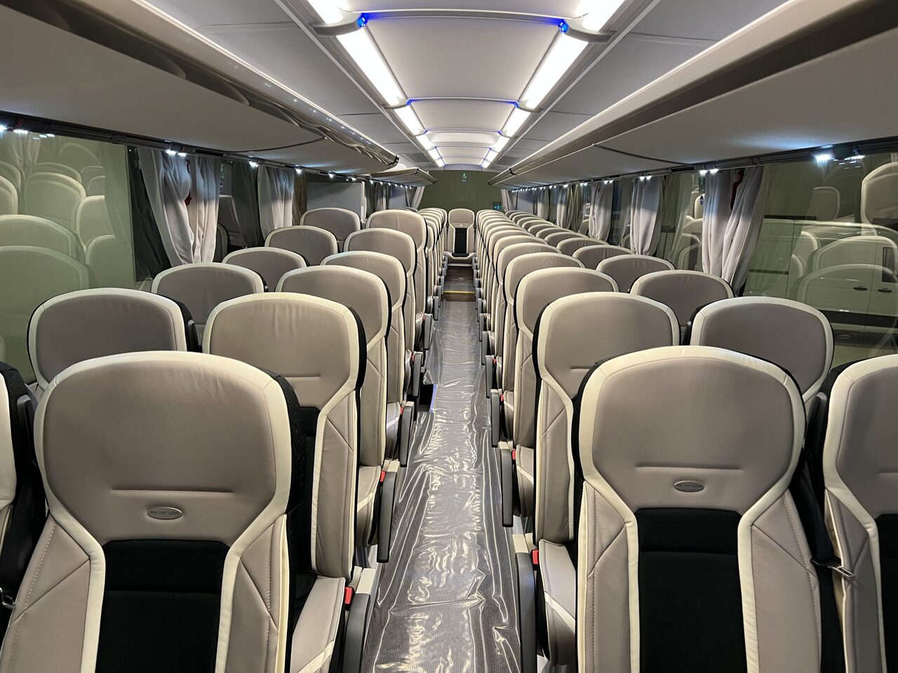 Crédit-bail de  Neoplan Cityliner P15 Euro 6E V.I.P / Exclusive Class (Gräddfärgad skinnklädsel) Neoplan Cityliner P15 Euro 6E V.I.P / Exclusive Class (Gräddfärgad skinnklädsel): photos 21