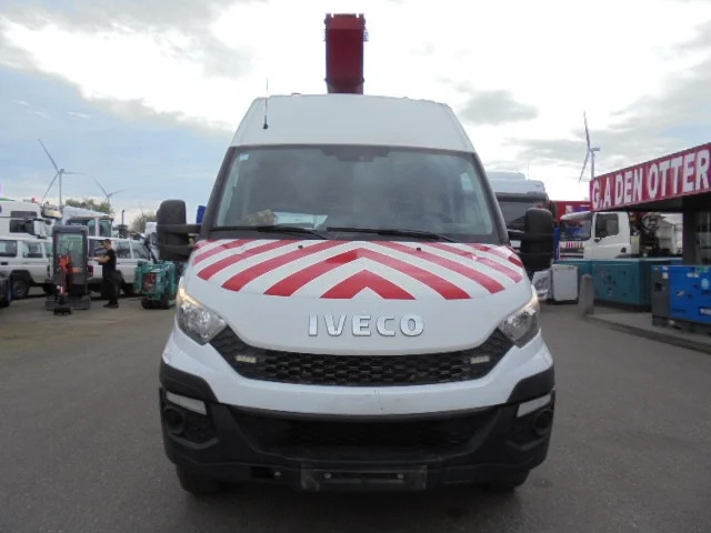 Camion fourgon Iveco Daily 70C17: photos 2