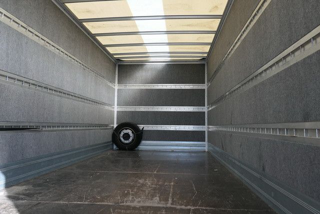 Camion fourgon Mercedes-Benz 818 Atego 4x2, 6.200mm lang, Möbel, Klima: photos 8