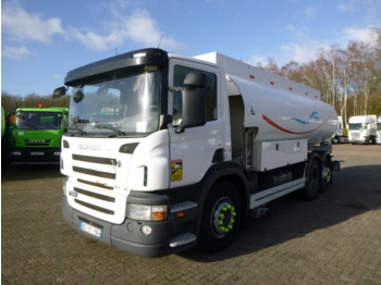 Camion citerne pour transport de carburant Scania P320 DB 6X2 fuel tank 18 m3 / 5 comp / ADR 28-08-2023: photos 1