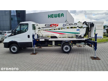 Camion avec nacelle IVECO Daily 35s14