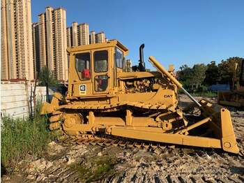 Bulldozer CATERPILLAR D6D: photos 1