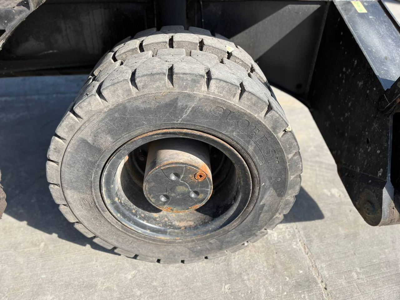 Pelle sur pneus CAT MH3022: photos 21