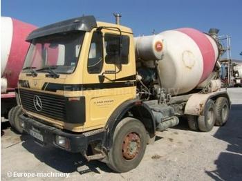 Mercedes 2225 - Camion malaxeur