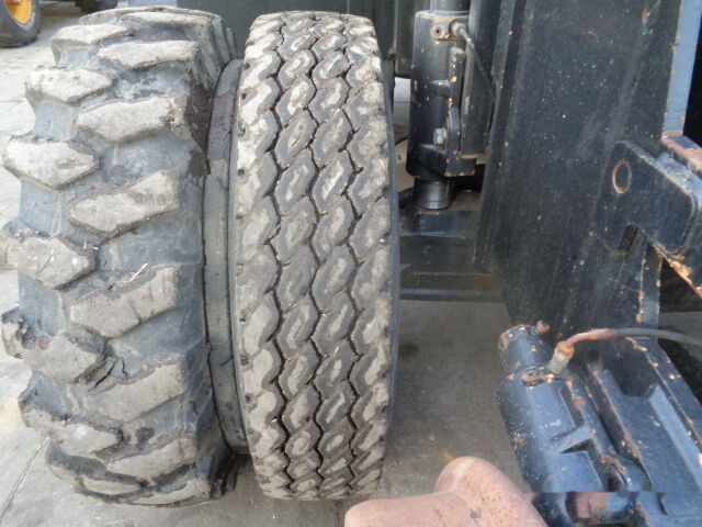 Pelle sur pneus Case 788 P: photos 12