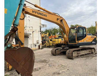 Pelle sur chenille Hot selling !!! used excavator HYUNDAI R215-9T, R210W-9T R215-9 R220lc-9 all in good condition low price in stock on sale: photos 2