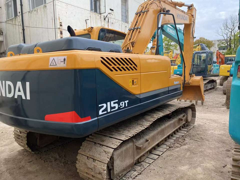 Pelle sur chenille Hot selling !!! used excavator HYUNDAI R215-9T, R210W-9T R215-9 R220lc-9 all in good condition low price in stock on sale: photos 6