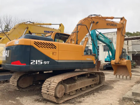 Pelle sur chenille Hot selling !!! used excavator HYUNDAI R215-9T, R210W-9T R215-9 R220lc-9 all in good condition low price in stock on sale: photos 3