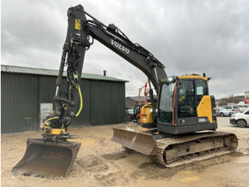 Pelle sur chenille Volvo ECR 145 EL