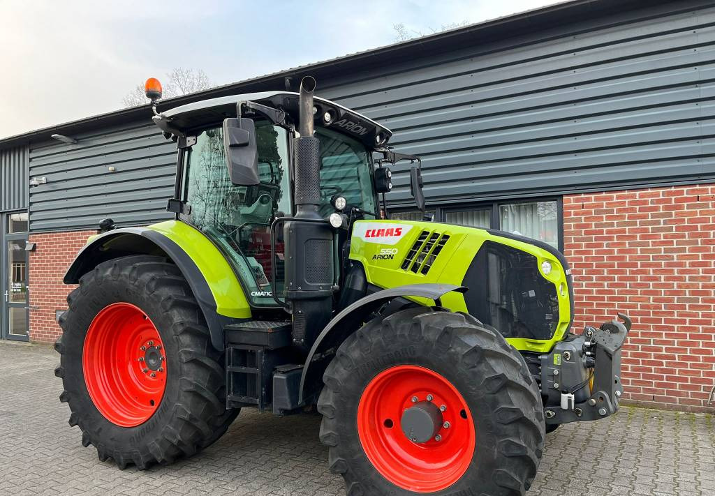 Tracteur agricole CLAAS Arion 550 Cmatic: photos 7