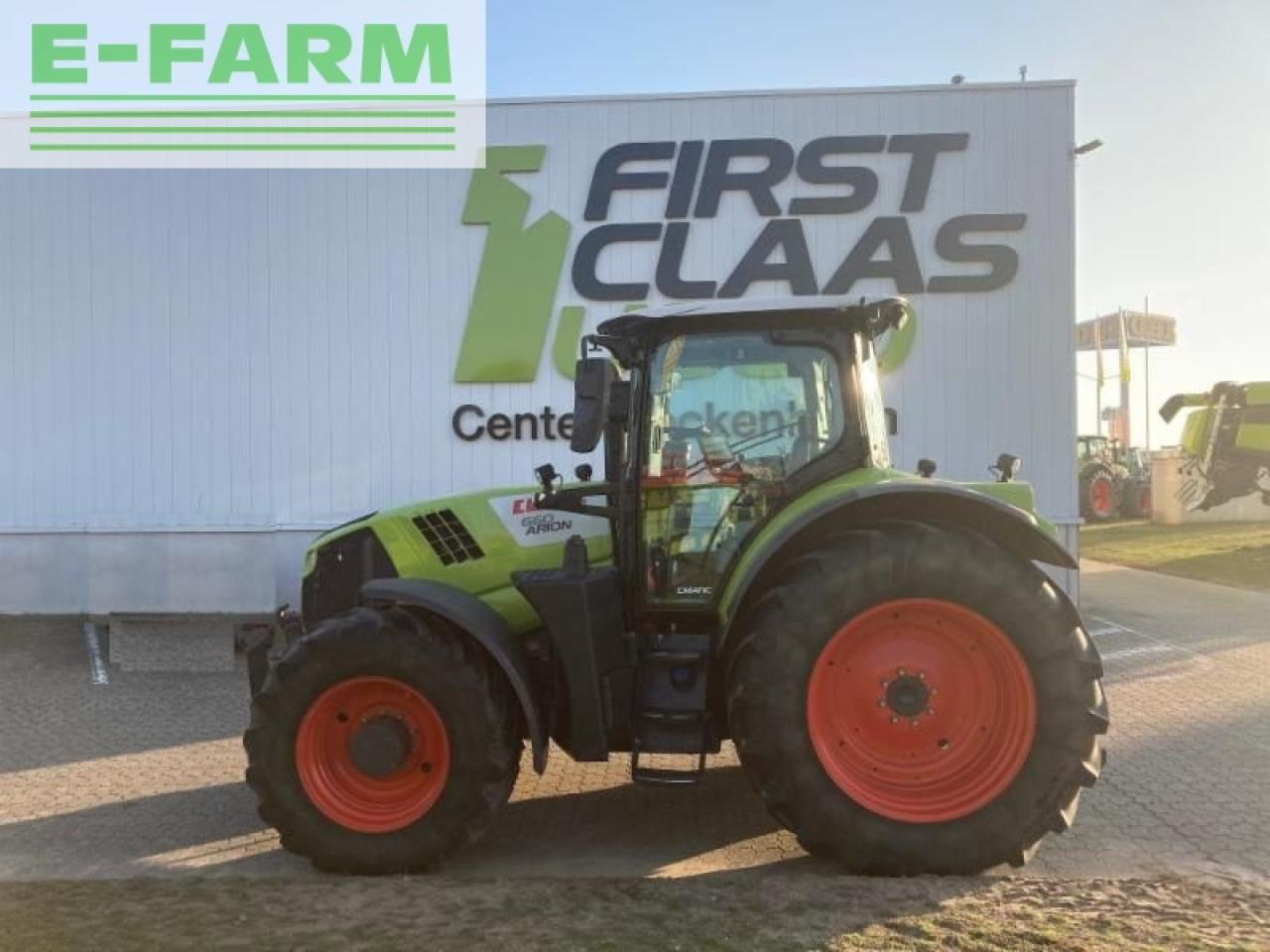Tracteur agricole CLAAS arion 660 st4 cmatic: photos 8