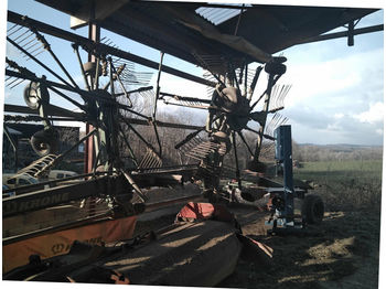 Faneuse Krone SWADRO 810