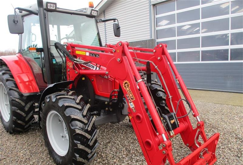 Tracteur agricole Massey Ferguson 5435 En ejers traktor med fin frontlæsser på: photos 4