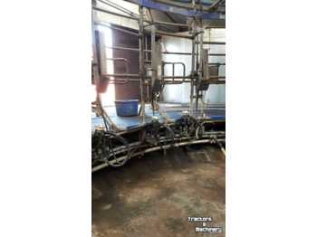 DeLaval Carrousel met doorloopherkenning - Matériel de traite