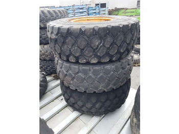 Pneus et jantes pour Engins de chantier Case 521F-MTP 17.5R25-Tire/Reifen/Band: photos 5
