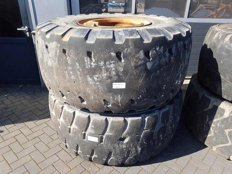 Pneus et jantes pour Engins de chantier Case 921C-Michelin 26.5R25-Tire/Reifen/Band: photos 5