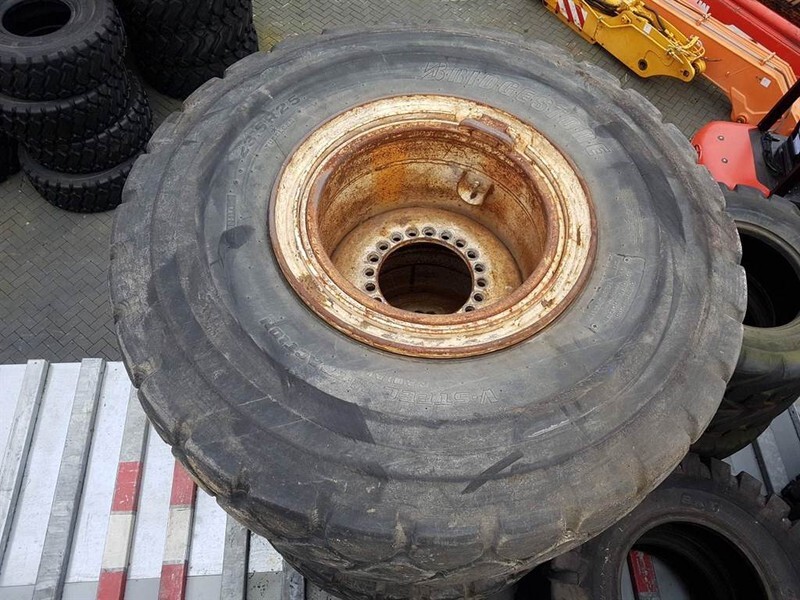 Pneus et jantes pour Engins de chantier Cat 950H-Bridgestone 23.5R25-Tyre/Reifen/Band: photos 5