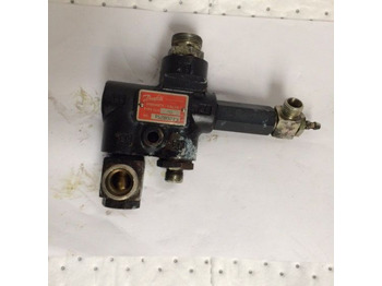 Valve hydraulique pour Matériel de manutention Hydraulic valve from Danfoss: photos 2