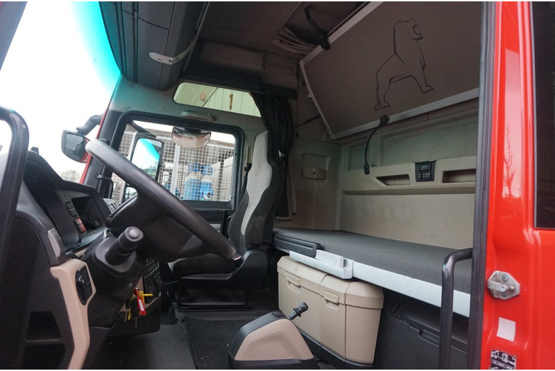 Cabine et intérieur pour Camion MAN F99L45 TGX EURO6: photos 6