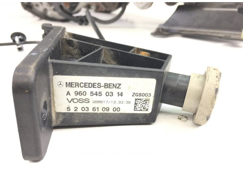 Colonne de direction Mercedes-Benz Actros MP4 2545 (01.13-): photos 9