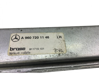 Moteur de fenetre Mercedes-Benz MERCEDES, BROSE Actros MP4 2551 (01.12-): photos 4