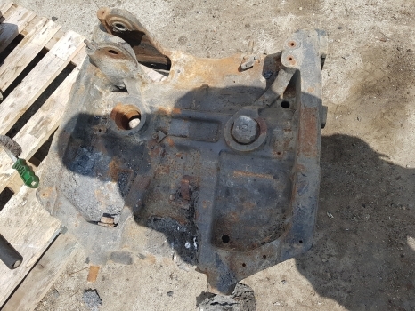 Suspension New Holland T5.120, T5.110 Front Axle Support Housing, Bolster 47642596, 13f18b: photos 6