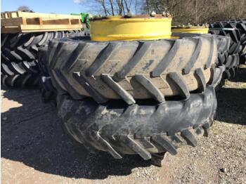/ Michelin 520/85R46 - pneu