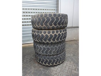 Pneus et jantes Michelin 17.5-R25 - Tyre/Reifen/Band