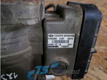 Valve de frein pour Camion Scania Trailer brake pressure control 1790879: photos 3