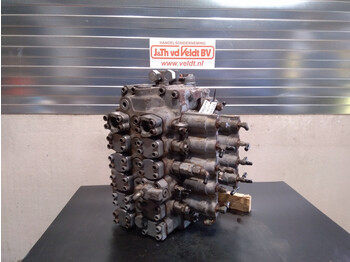 Hitachi EX1200-5D - valve hydraulique