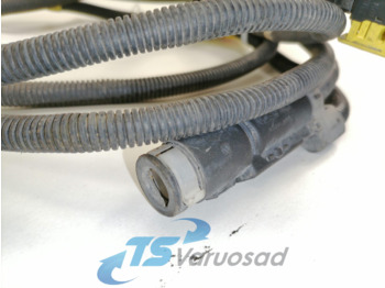 Système de carburant pour Camion Volvo Ad Blue cable 21935771: photos 3