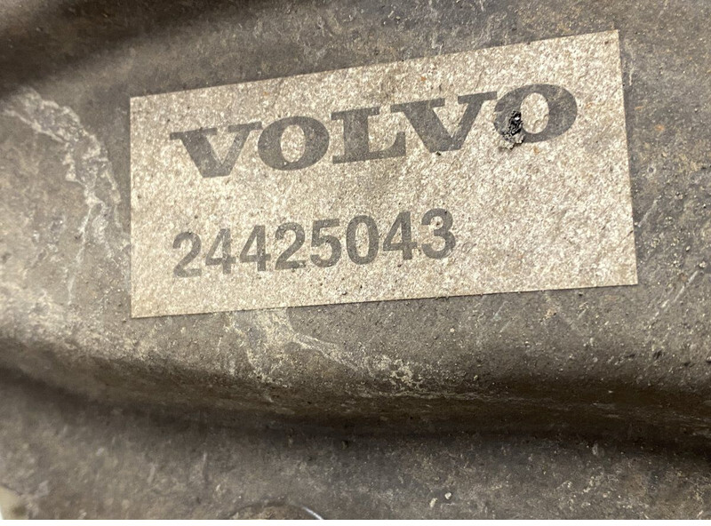 Fusée d'essieu Volvo B12B (01.97-12.11): photos 6