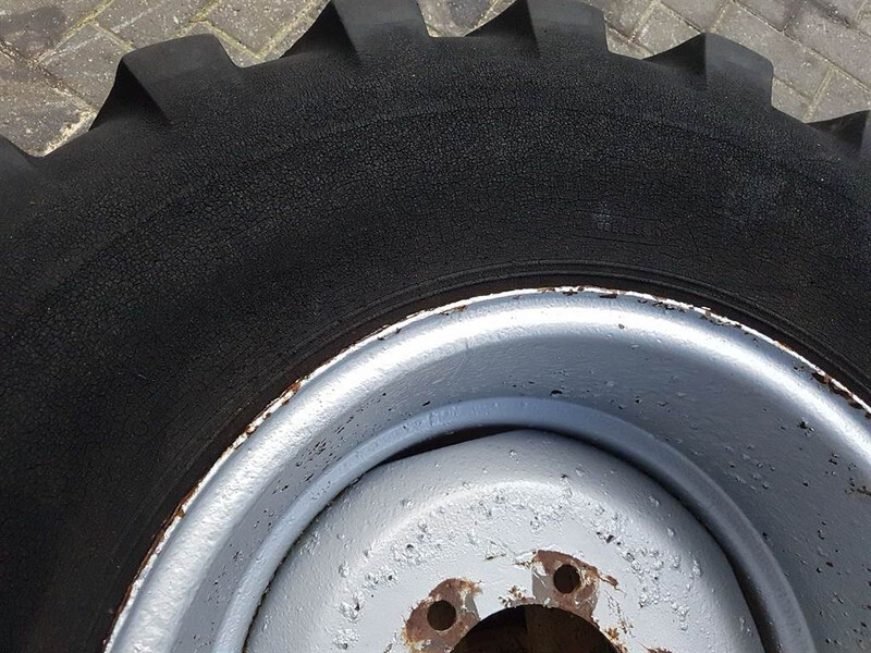 Zettelmeyer Mitas 14.5-20-Tire/Reifen/Band - Pneus et jantes pour Engins de chantier: photos 5