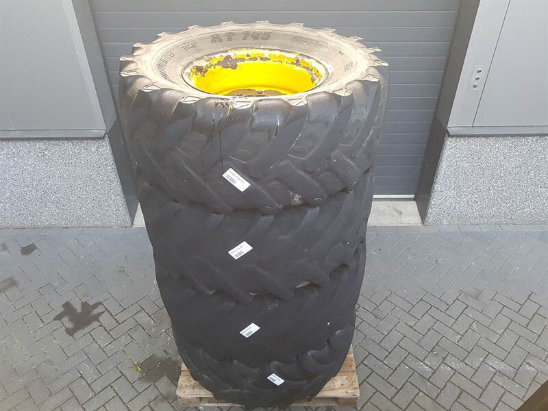 Pneus et jantes pour Engins de chantier Zettelmeyer ZL801-BKT 480/70R24-Tire/Reifen/Band: photos 3