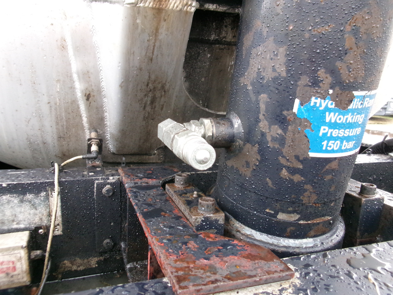 Semi-remorque citerne pour transport de farine Feldbinder Powder tank alu 38 m3 (tipping): photos 14