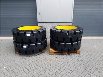 Pneus et jantes CATERPILLAR