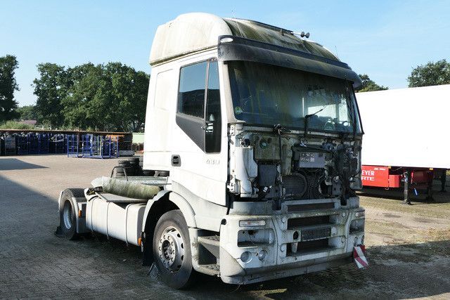Tracteur routier Iveco AS 440 S 43 T/P, Unfall, Ersatzteilträger: photos 12