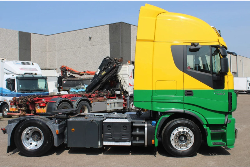 Tracteur routier Iveco Stralis 460 + EURO 6 + SPOILERS: photos 4