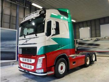 Tracteur routier Volvo FH13.540 - SOON EXPECTED - DOUBLE BOOGIE HUB RED: photos 1