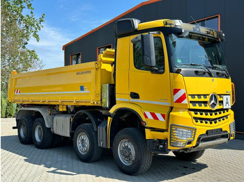 Camion benne MERCEDES-BENZ Arocs