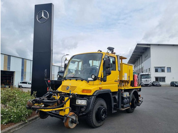 Camion UNIMOG U400