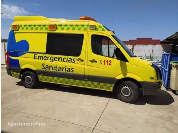 VOLKSWAGEN CRAFTER AMBULACIA SVA - Ambulance