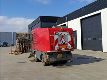 Balayeuse de voirie Ravo 530 530