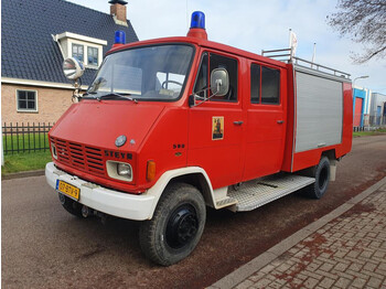 Steyr 590.132 Brandweerwagen 18.427 km - Camion de pompier