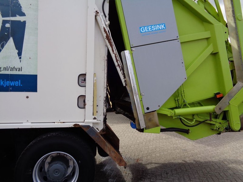 Benne à ordures ménagères Mercedes-Benz Econic 957.65 + PTO + Garbage Truck: photos 11